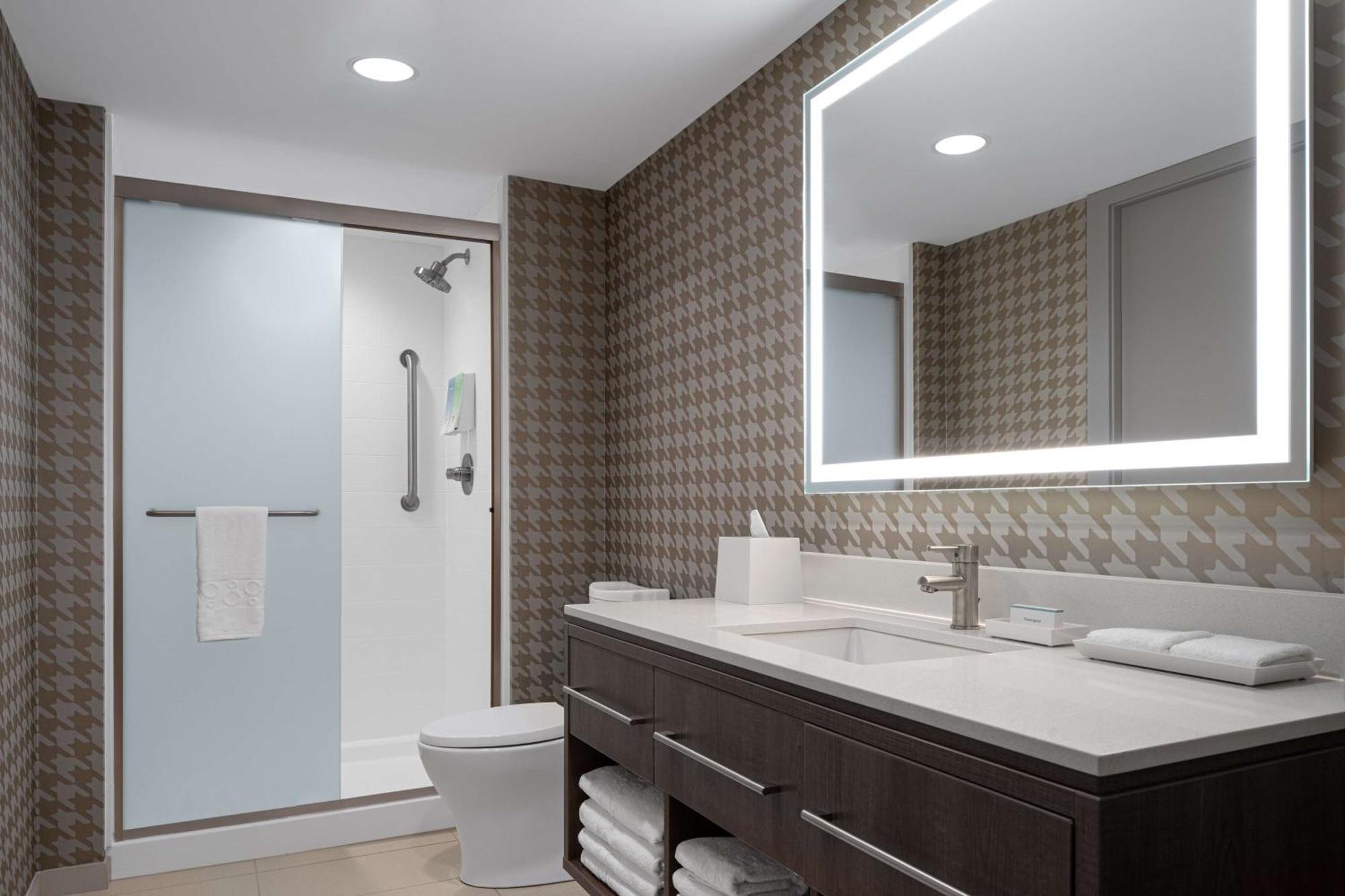 Home2 By Hilton At Drake 3* Des Moines