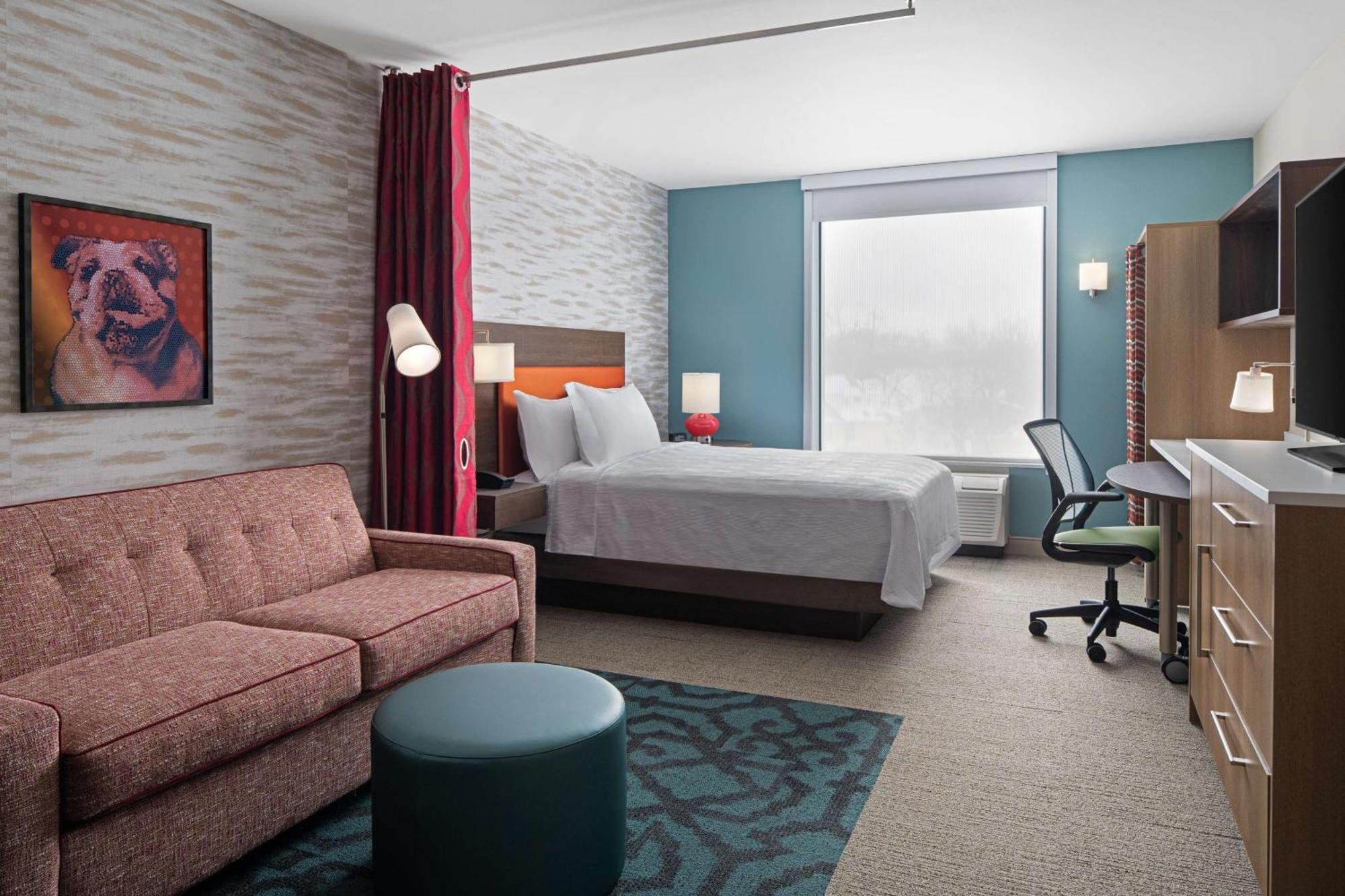 Home2 By Hilton At Drake Hotel